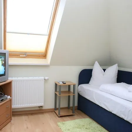 Goedeke Michels 1 Zingst